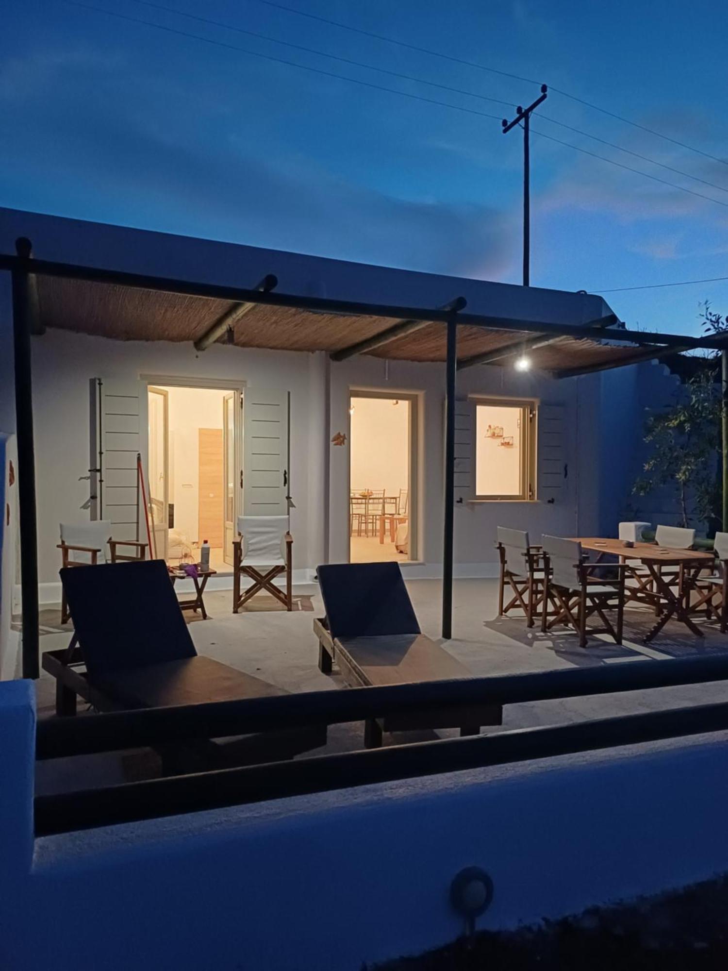 'Irene' Cycladic House With Sunrise And Sea View! Villa Foinikiá Eksteriør billede