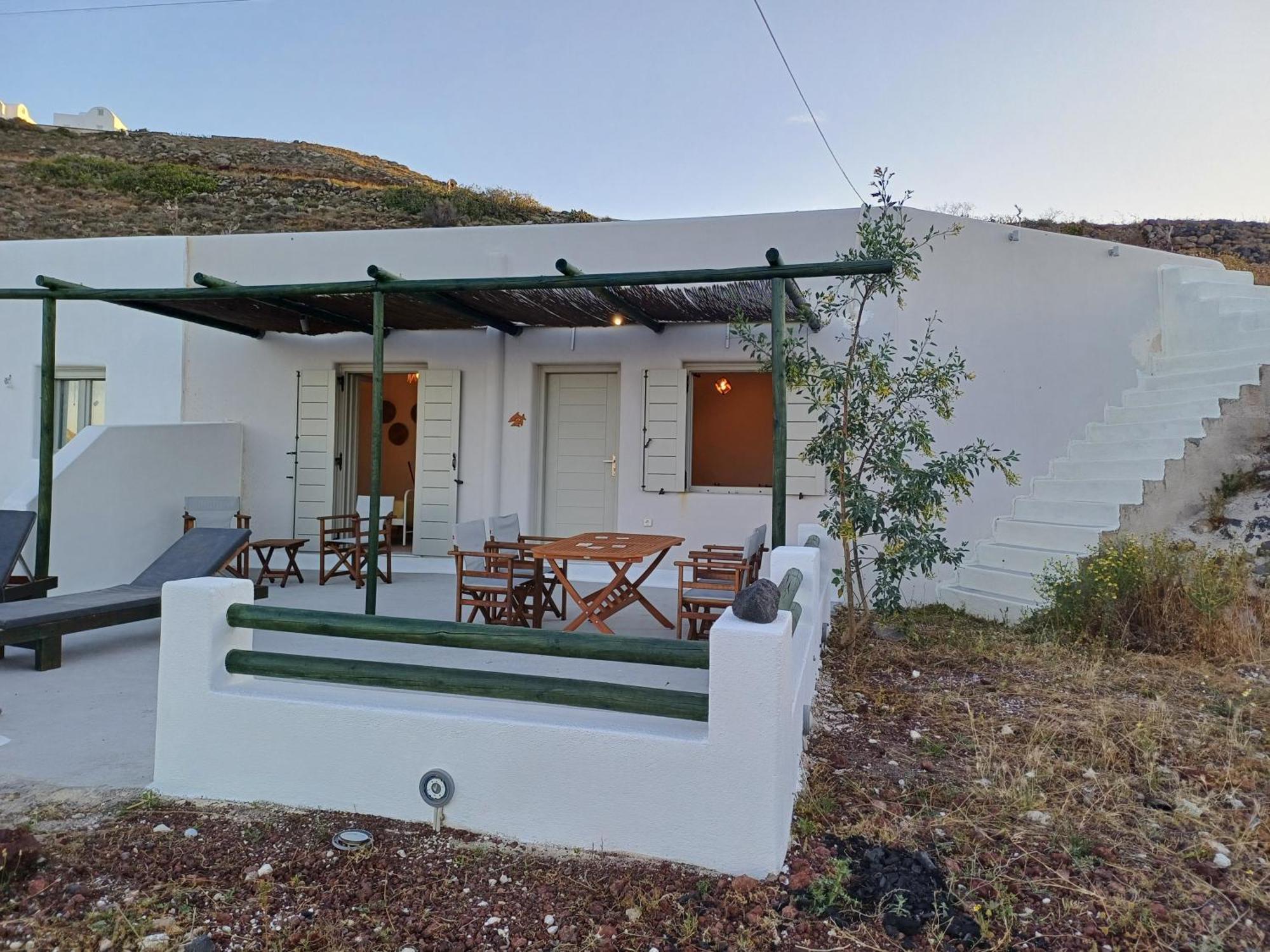 'Irene' Cycladic House With Sunrise And Sea View! Villa Foinikiá Eksteriør billede