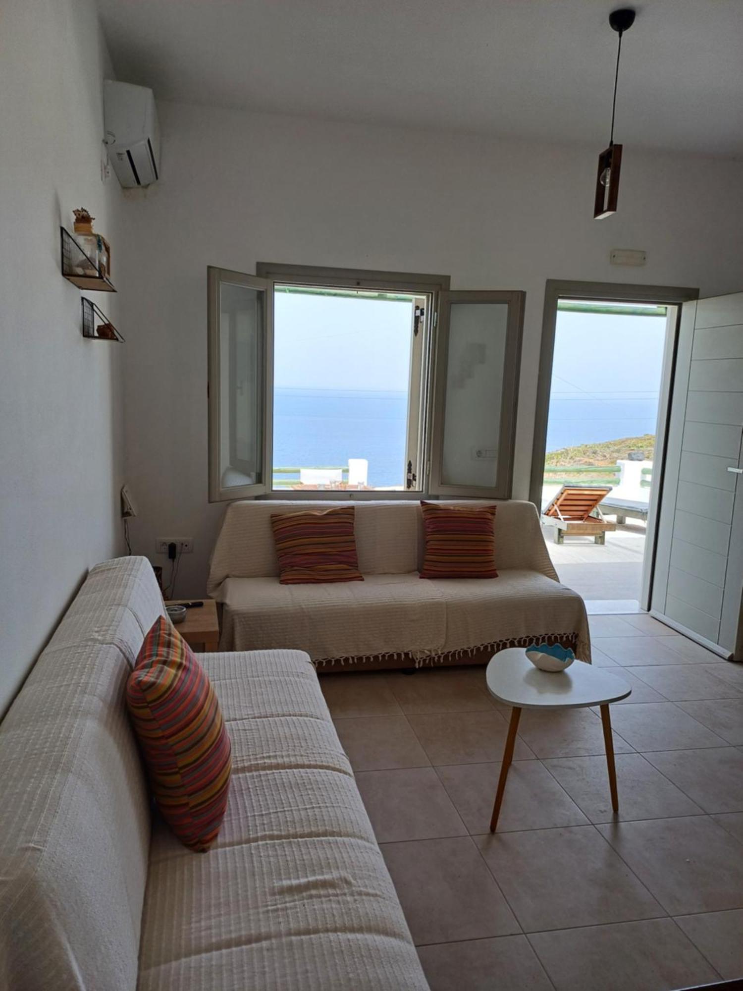 'Irene' Cycladic House With Sunrise And Sea View! Villa Foinikiá Eksteriør billede
