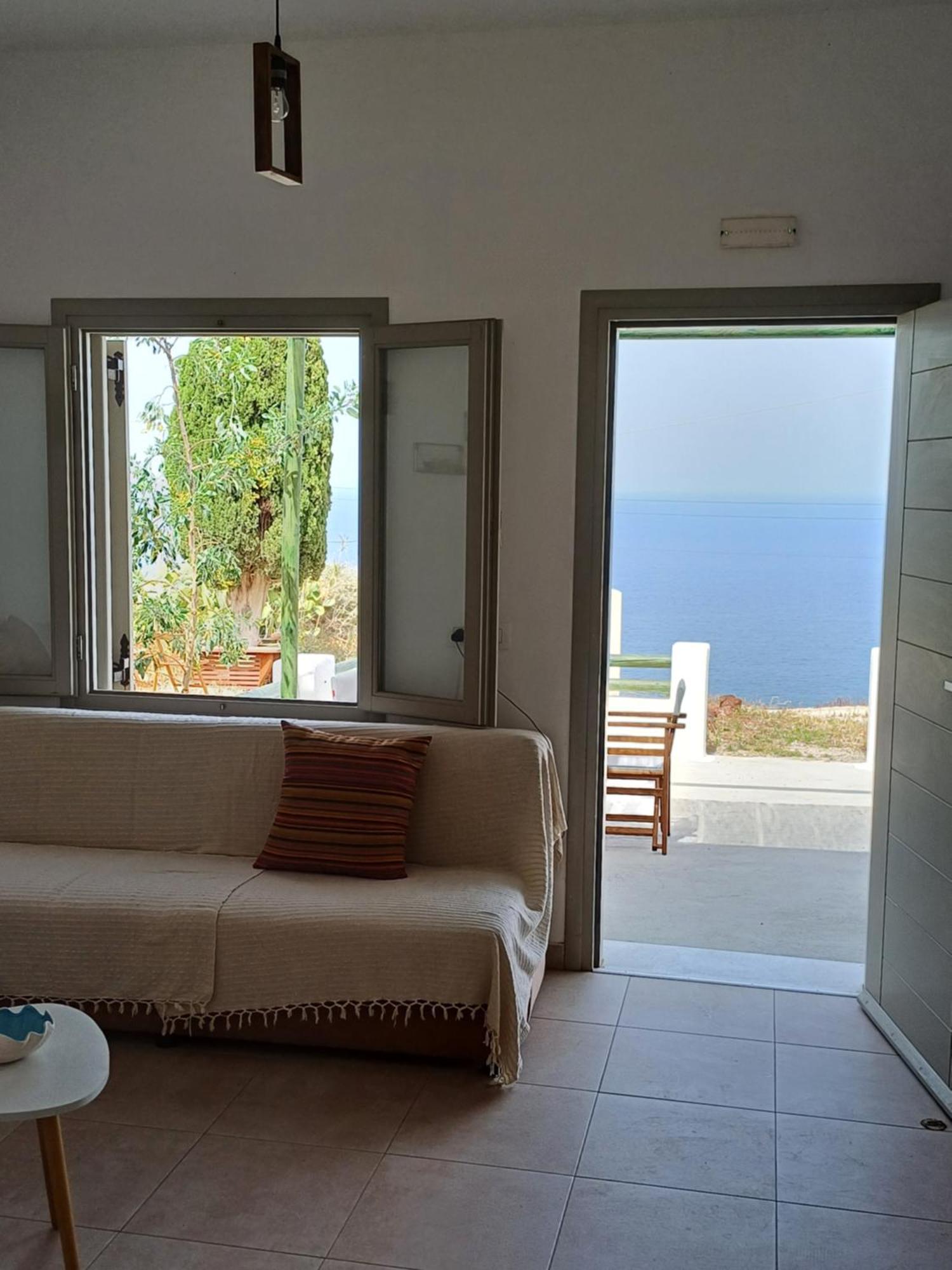 'Irene' Cycladic House With Sunrise And Sea View! Villa Foinikiá Eksteriør billede