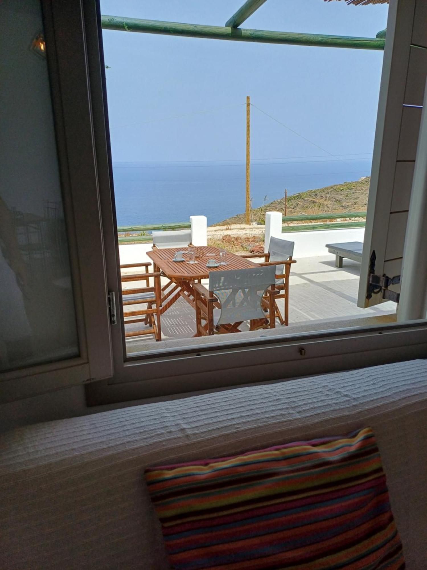 'Irene' Cycladic House With Sunrise And Sea View! Villa Foinikiá Eksteriør billede